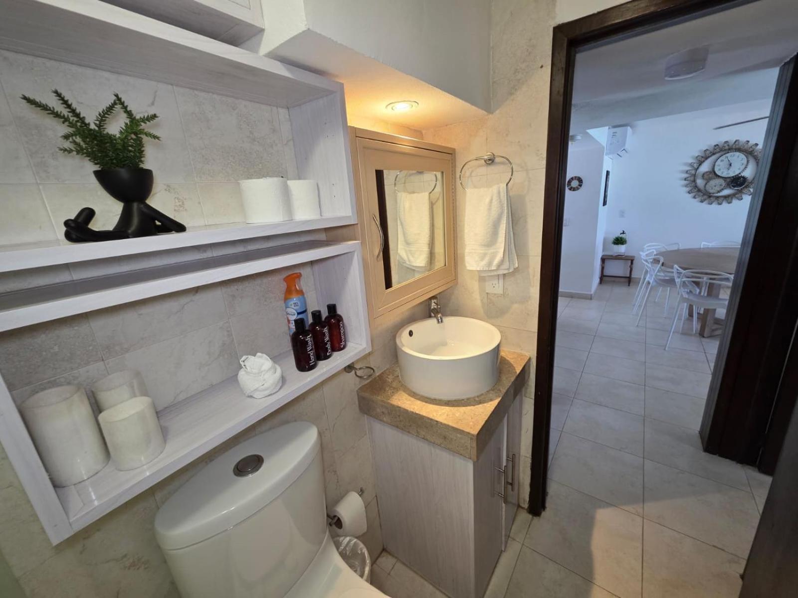 Perfect Vacation Getaway,Ocean View,Wifi, Beach Cancún Exterior foto